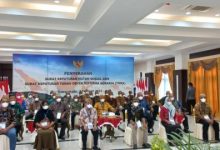 Presiden Jokowi Berpesan  kepada Penerima SK Hutan Sosial Segera Manfaatkan Lahannya