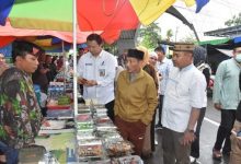 Pemkab Gorontalo Support BPOM Uji Takjil Di Kawasan Menara Limboto