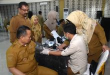 Deteksi Dini Penyakit tidak Menular, Penjagub Ismail dan Pimpinan OPD Jalani Skrining