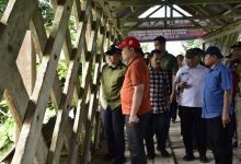 Tidak Layak Dilalui, Pemprov Gorontalo Mulai Renovasi Jembatan Kayu di Desa Buti