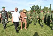 Saat Pimpin Apel Pengamanan Pemilu 2024, Sekda Roni Tegaskan Pemilu Moment Penting bagi Rakyat Salurkan Hak Suara