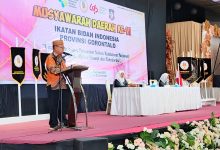 Yosep Koton  Katakan  Bidan Berperan Penting dalam Pelayanan Kesehatan Ibu dan Anak,