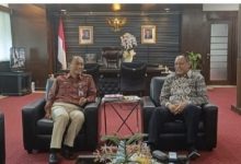 Gusnar Ismail dan Kepala BKN Berbagi Pengalaman Strategi Pembangunan di Gorontalo