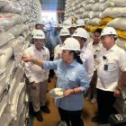 Komisi IV DPR RI Tinjau Stok Beras di Gudang BULOG Panaikang, Stok Aman